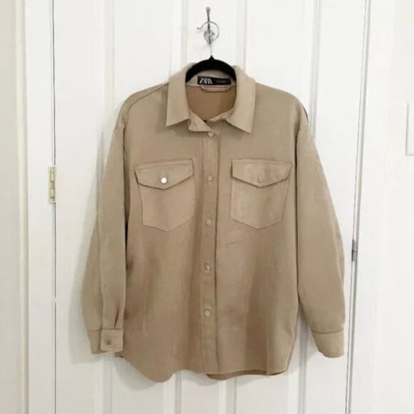 Zara Tops - Women Zara Faux Suede Snap Front Shacket Relaxed Fit in Beige Tan Size Small